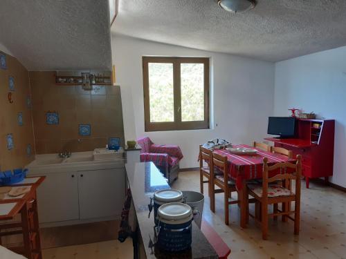 Η κουζίνα ή μικρή κουζίνα στο Casa Vacanze Palinuro Trivento