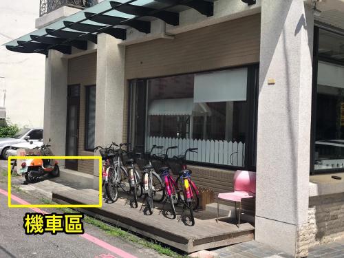 Berbasikal di atau sekitar 幸福加油站電梯民宿 -近東大門夜市
