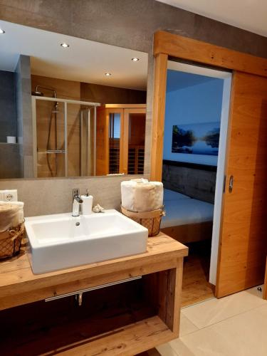 Ένα μπάνιο στο Inn-Apartments