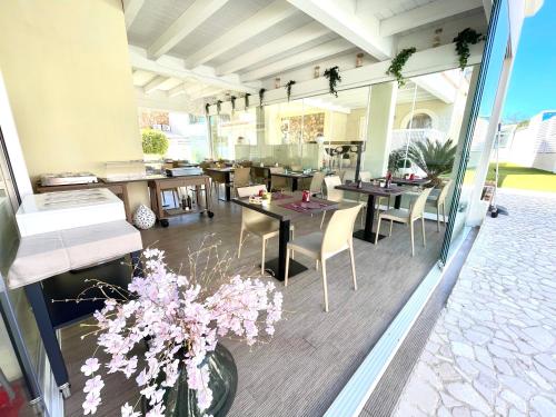 Εστιατόριο ή άλλο μέρος για φαγητό στο Suimi's Hotel