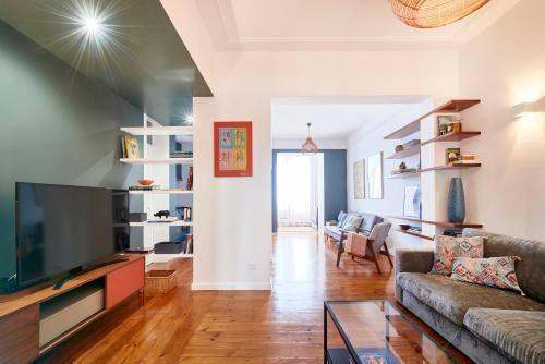 Elegant Apartment in Graça!