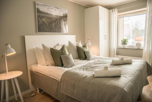 En eller flere senger på et rom på Sky Hotel Apartments Valla Berså