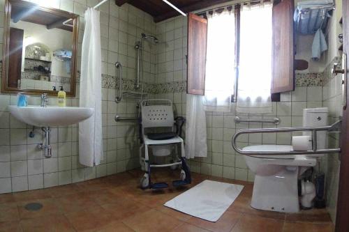 Kúpeľňa v ubytovaní Casa Rural La Fuente de la Flora