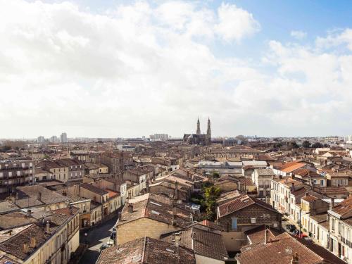 a view of the city from the tower at ibis budget Bordeaux Centre Mériadeck in Bordeaux