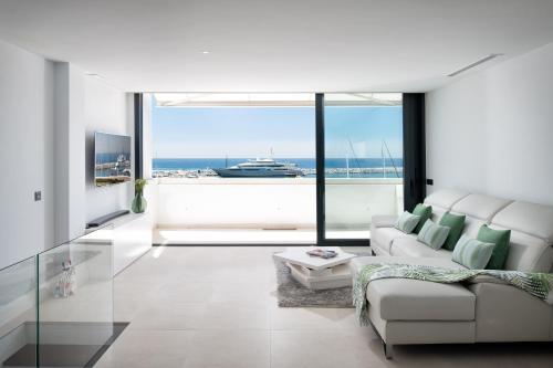 Stunning Puerto Banús Duplex with Marina Views, Marbella ...