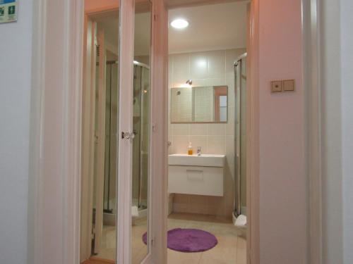 Ein Badezimmer in der Unterkunft Casa Encantada - Poeta