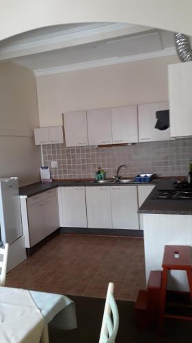 Cucina o angolo cottura di Hansa Hotel Swakopmund