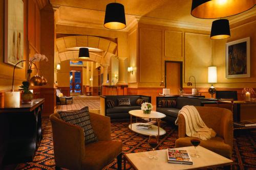Posezení v ubytování Executive Hotel Le Soleil New York