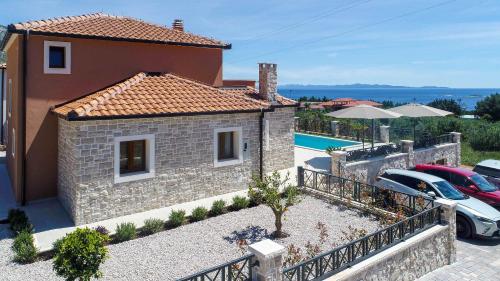 Villa Aria