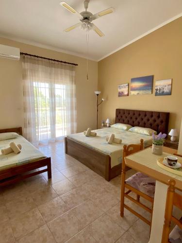Gallery image of Theodora’s Studios 2 in Repanídhion