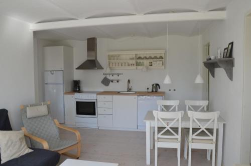 Kuchyň nebo kuchyňský kout v ubytování Svendlundgaard Apartments