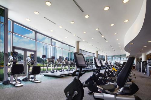 
The fitness center and/or fitness facilities at InterContinental Seoul COEX, an IHG Hotel

