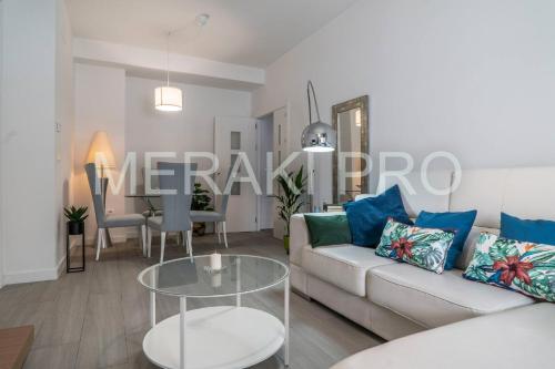 Playa Granada, Piso En Urbanizacion Nueva 6 Pax Beach ...