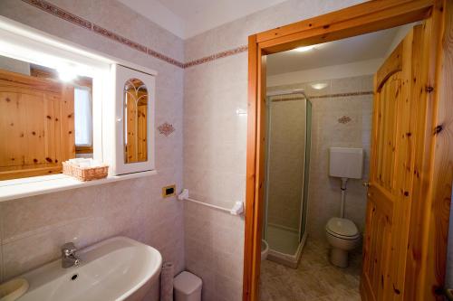 Un baño de Chalet Bucaneve