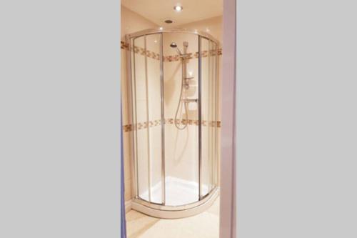 Ένα μπάνιο στο Swirl How, winter deal offered on 3 nights or more Nov-Mar