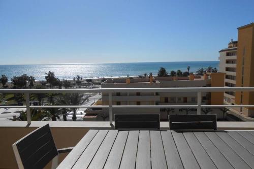 APARTAMENTO CON VISTAS AL MAR