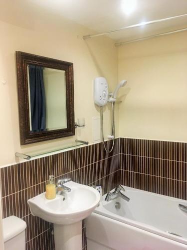 Abbey- Nice Edinburgh CityCenter Apartment photo 8