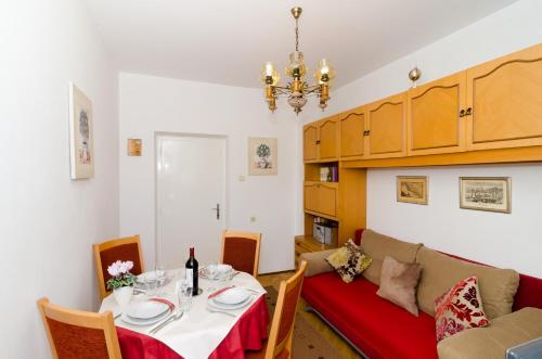 Posezení v ubytování Apartment Red Orange
