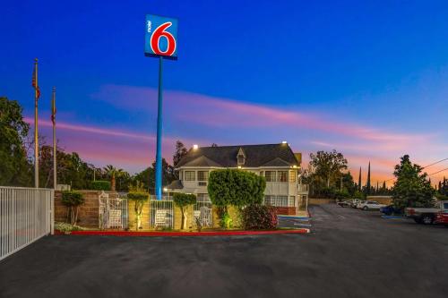Motel 6-Fresno, CA - Belmont Ave