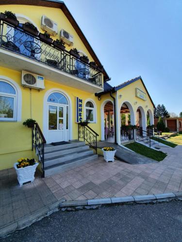 Mynd úr myndasafni af Guest House Mines í Vrdnik