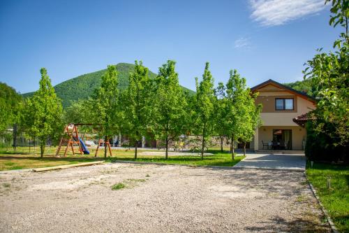  Holiday Home Faruk -  Room  picture :   Tea/Coffee maker    Shower    TV                           