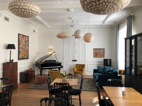 Posezení v ubytování Sourire Boutique Hôtel Particulier