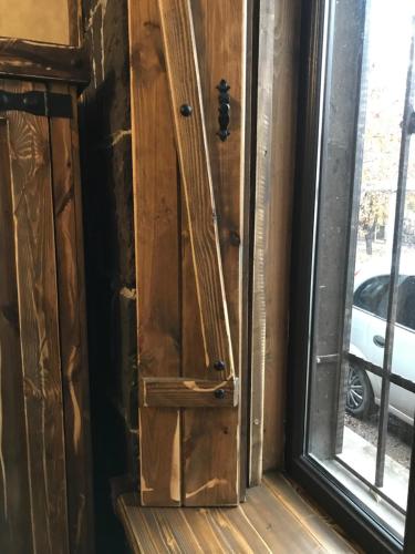  Old Gyumri Guest House / Հին Գյումրի հյուրատուն -  Room  picture :   Tea/Coffee maker    Shower    Safety deposit box                           