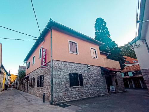 Gallery image of Hotel Porto Bello in Trebinje