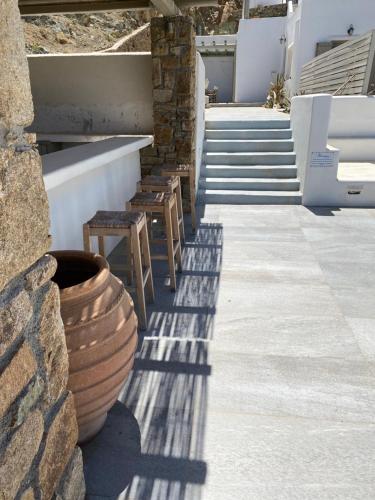 Φωτογραφία από το άλμπουμ του Miramare Suites Mykonos σε Merchia Beach