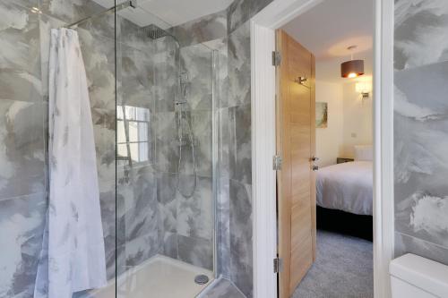 Gallery image of master accommodation suite 5 in Hastings