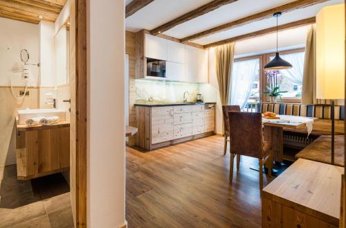 Gallery image of Apartments Aghel ***S in Selva di Val Gardena