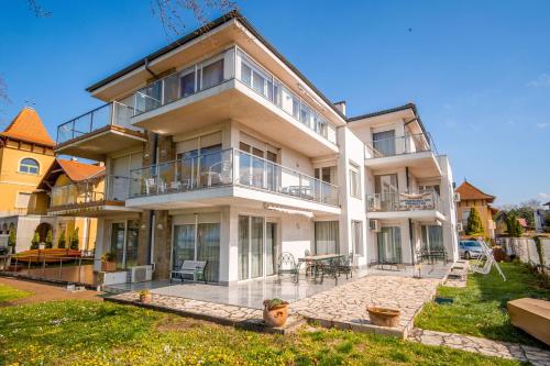 MyFlat Belvedere Apartment