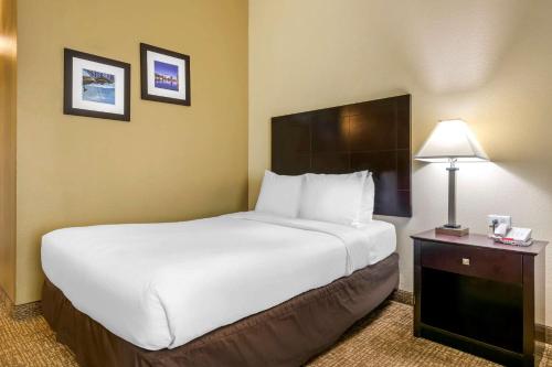 Кровать или кровати в номере I-Drive Hotel at Universal