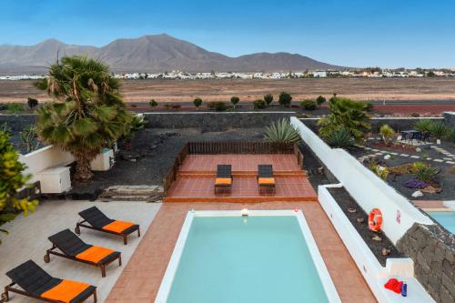 Villa Chinamar by Villa Plus