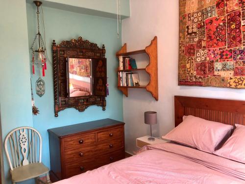 Katil atau katil-katil dalam bilik di A home-from-home with stunning views fibre-optic broadband + UK and Spanish TV