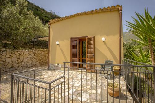 Gallery image of Holiday home Enrico Casa Olea in Castellammare del Golfo