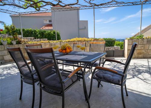 Apartments Ines