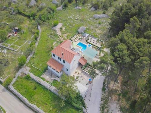 Hồ bơi trong/gần Holiday Home Ela