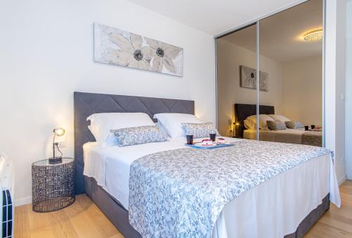 Euphoria Luxury Apartment