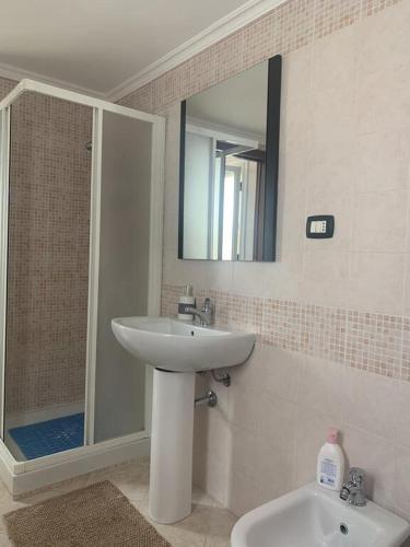 Koupelna v ubytování Casa Adriana, centralissima, confinante ospedale civile