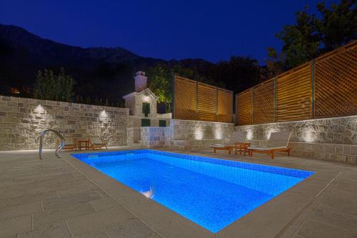 Πισίνα στο ή κοντά στο Villa Latina 2