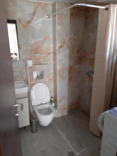 Kosmos Service Apartment City Center 1
