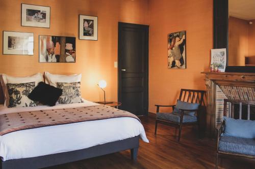 Кровать или кровати в номере La Passerelle de Pont-Aven
