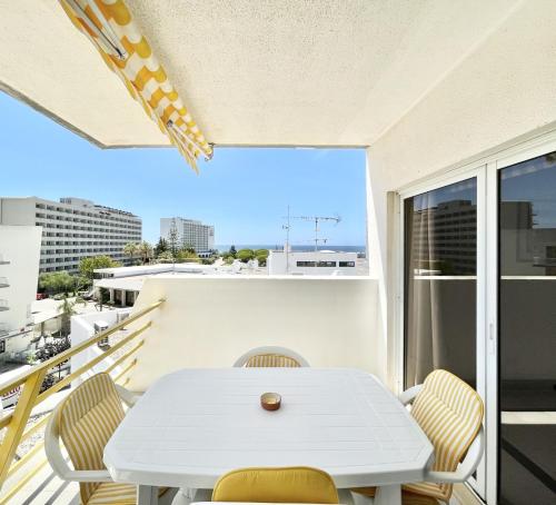 Alcharb - Pool & City Center - Vilamoura