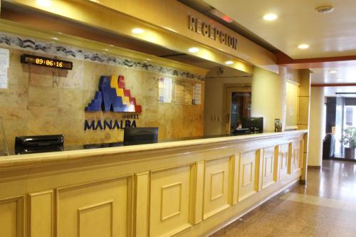 Hotel Manalba 로비 또는 리셉션