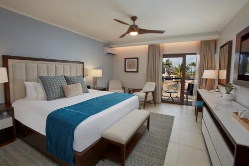 Gallery image of Manchebo Beach Resort and Spa in Palm-Eagle Beach