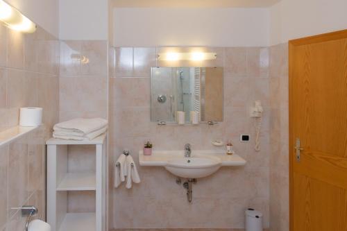 Bilik mandi di B&B Unterhabsbergerhof