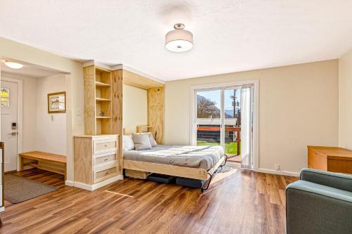 Bayview Tiny Cabin – Photos 3