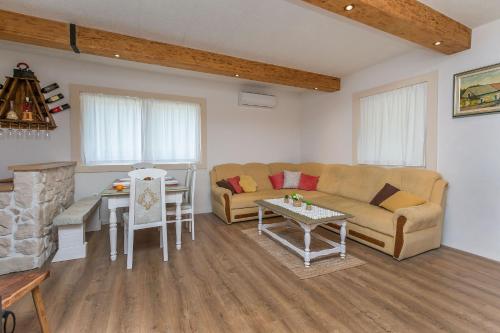 House Mali dvori – Photos 4