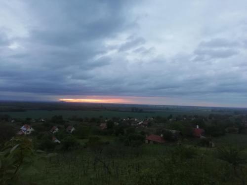 Gallery image of Kádárok Vendégháza a Somló-hegyen in Somlószőlős